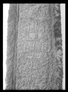 Axelgehäng svart satin - Livrustkammaren - 10214