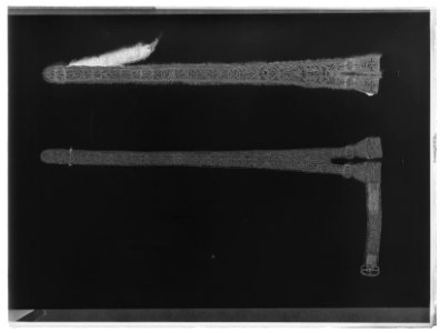 Axelgehäng - guldbroderi - Livrustkammaren - 123-negative