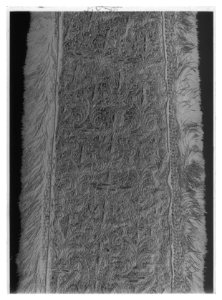 Axelgehäng svart satin - Livrustkammaren - 10214-negative