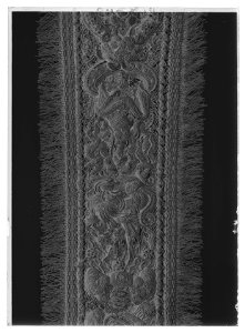 Axelgehäng - guldbroderi - Livrustkammaren - 35898-negative