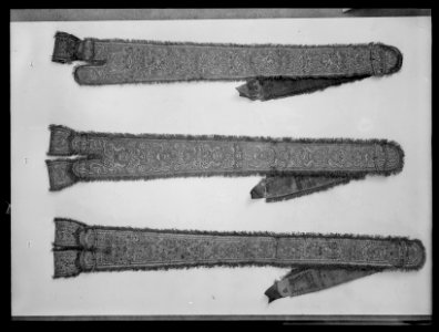 Axelgehäng - gulderbroderi - Livrustkammaren - 25805