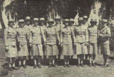 First WACs at Alamogordo (caption), Women's Army Corps, Alamogordo Army Airfield New Mexico photo pictorial (page 19 crop) (cropped)