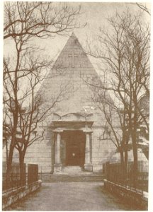 (Le Monument religieux des Brotteaux élévé à la mémoire des victimes du siège de Lyon)