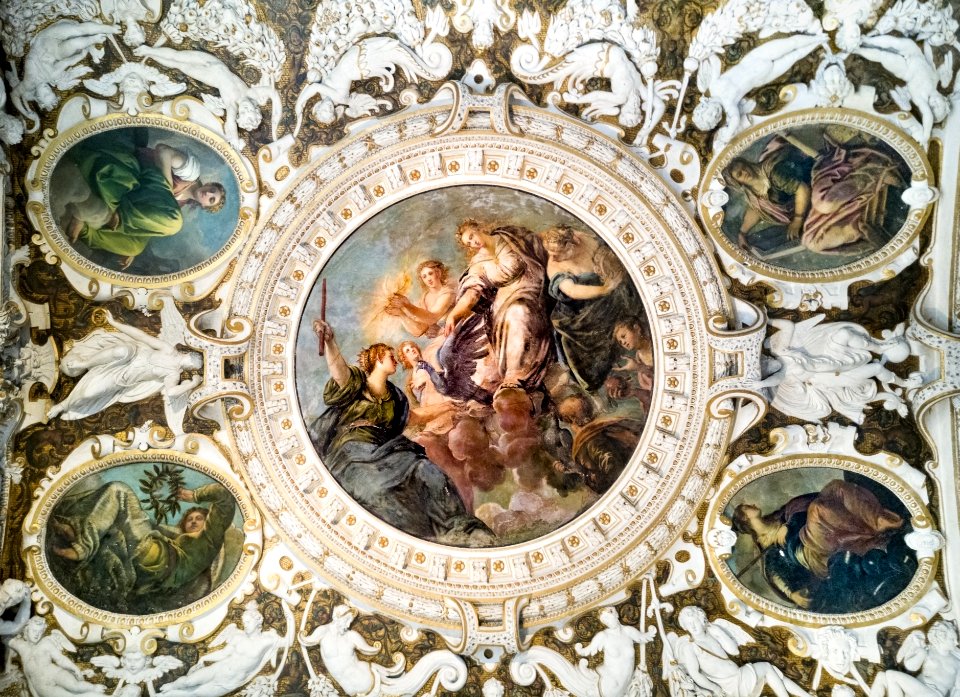 (Venice) Giunone offre a Venezia il pavone e il fulmine (1714) - Nicolo Bambini