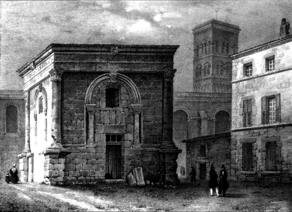 031 album dauphiné, ancien tombeau à Valence, Drome, by AD cropped