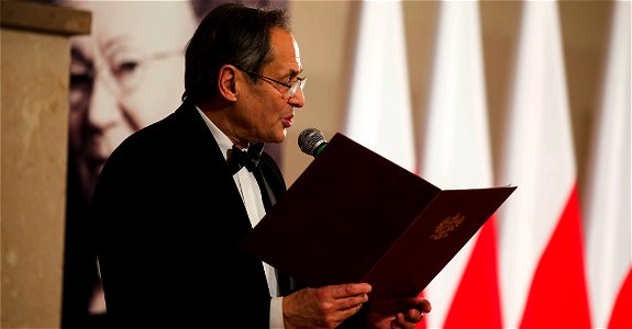 Uroczystość nadania Sali Kolumnowej w Kancelarii Premiera imienia Anny Walentynowicz (2)