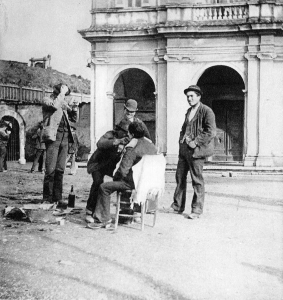 Barber outside Santa Bibiana church, ca. 1890