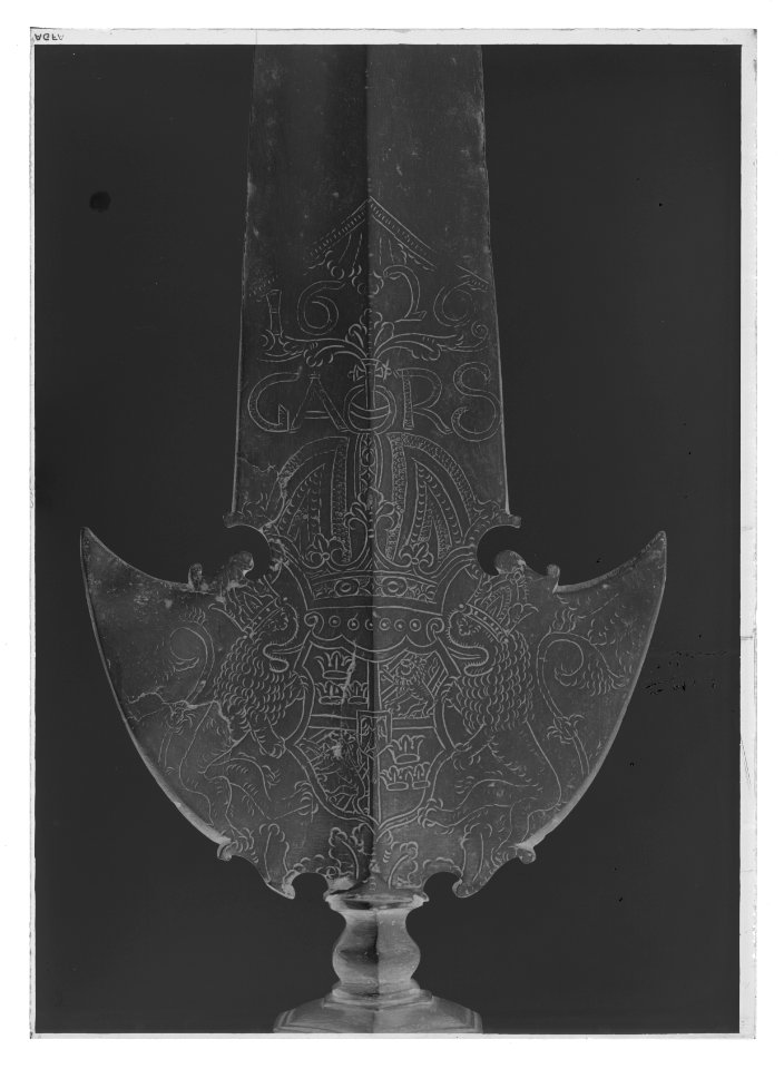 Bardisan för Gustav II Adolfs drabanter m: 1626, tillverkad i Amsterdam - Livrustkammaren - 35470-negative