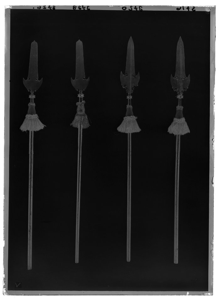 Bardisaner - Livrustkammaren - 9090-negative
