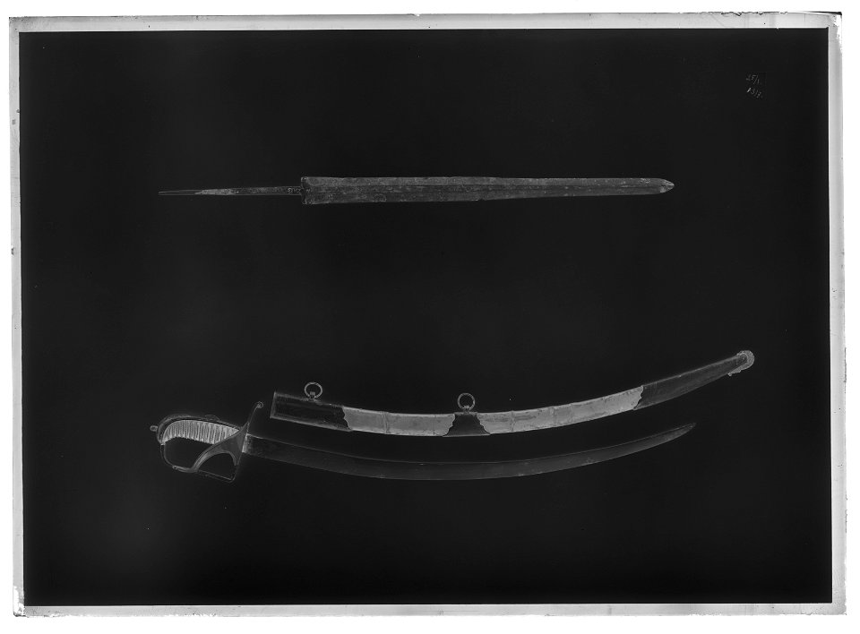 Barnsabel, Sverige ca 1800, anslutande till sabel för Savolax jägarregemente 1775 - Livrustkammaren - 499-negative