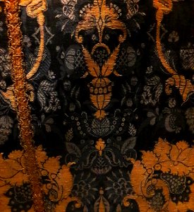 Italy Brocaded silk chasuble (detail) 01