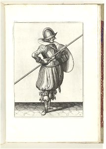 013 (pikeman) Book illustrations of Nassausche wapen-handelinge, van schilt, spies, rappier, ende targe. Free illustration for personal and commercial use.