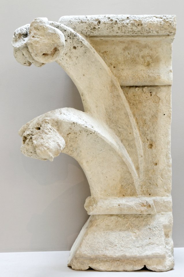 Balustrade pillar Notre-Dame de Paris MNMA Cl. 18641-12626