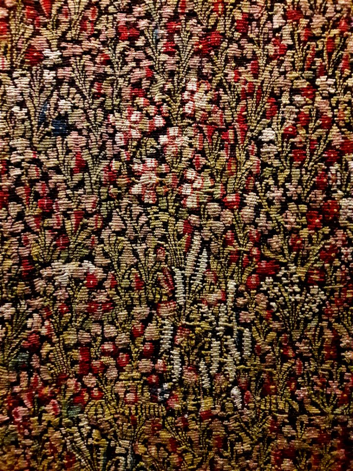 Anonymous Millefleur tapestry with medallions (detail) 02