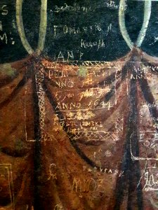 Graffiti signatures in the Holy Trinity Chapel in Lublin 03