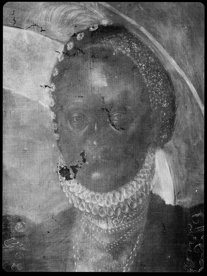 Anna of Denmark, Duchess of Saxony (AT KHM GG3141 2012-03-23 X-radiograph Detail 01)