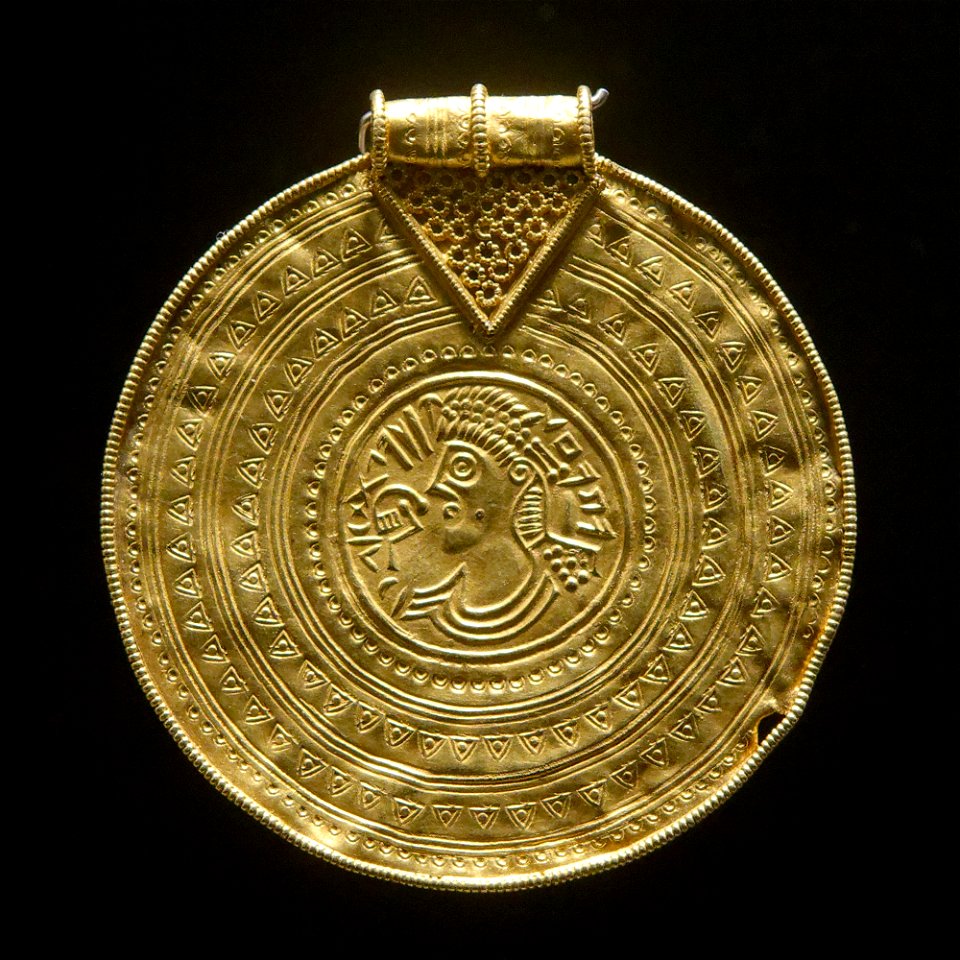 Bracteates Over Hornbæk Nationalmuseet n2