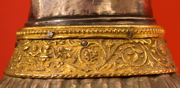 Bras-reliquaire de sainte Ursule (1509), détail 3