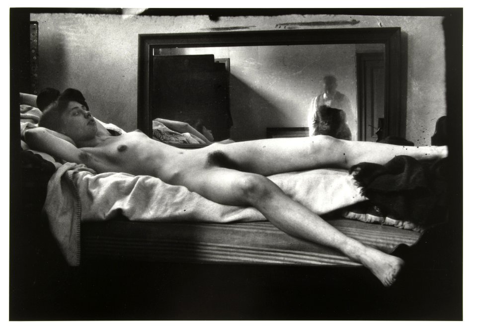 Breitner - Portret van een vrouwelijk naakt met in de spiegel de fotograferende Breitner