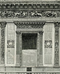 Brescia (Palazzo Comunale) finestra nel lato sinistro della Loggia