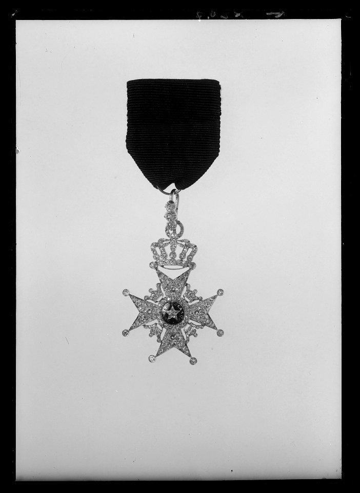 Briljanterat riddarkors Nordstjärneorden - Livrustkammaren - 44160