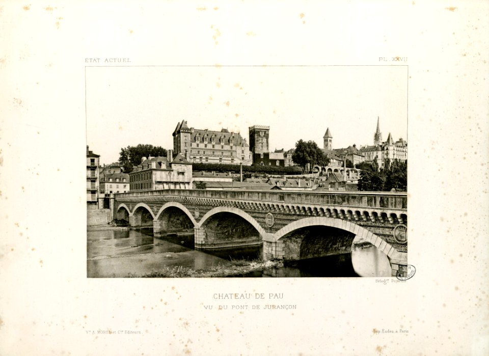 Château de Pau. Etat actuel. Le château, vu du pont de Jurançon - Fonds Ancely - B315556101 A LAFOLLYE 095