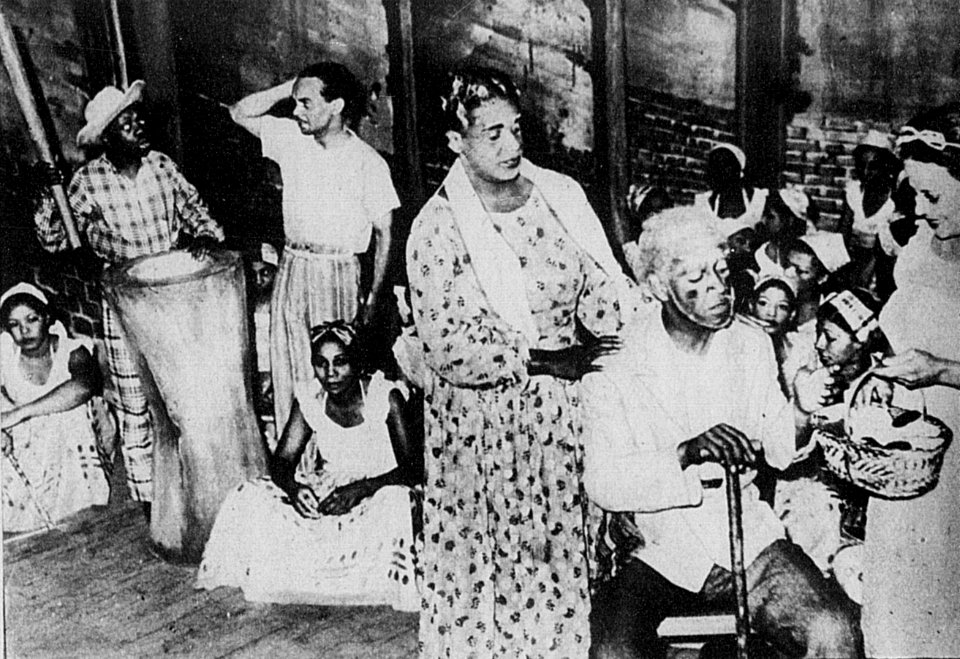 Cia Negra de Operetas e Revistas cena Algemas Quebradas 1938
