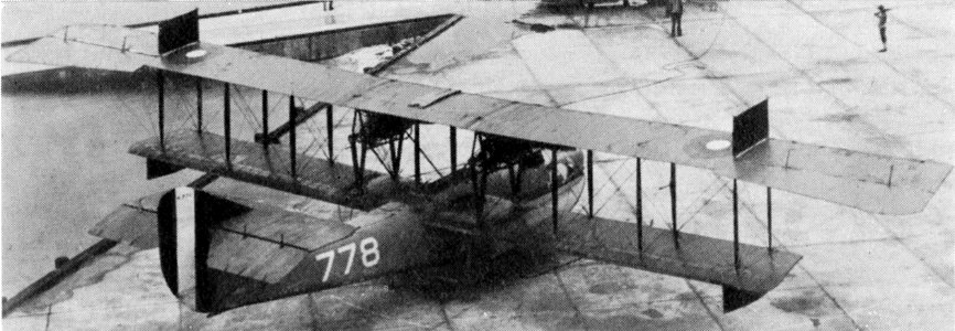Curtiss H-12 L - 001
