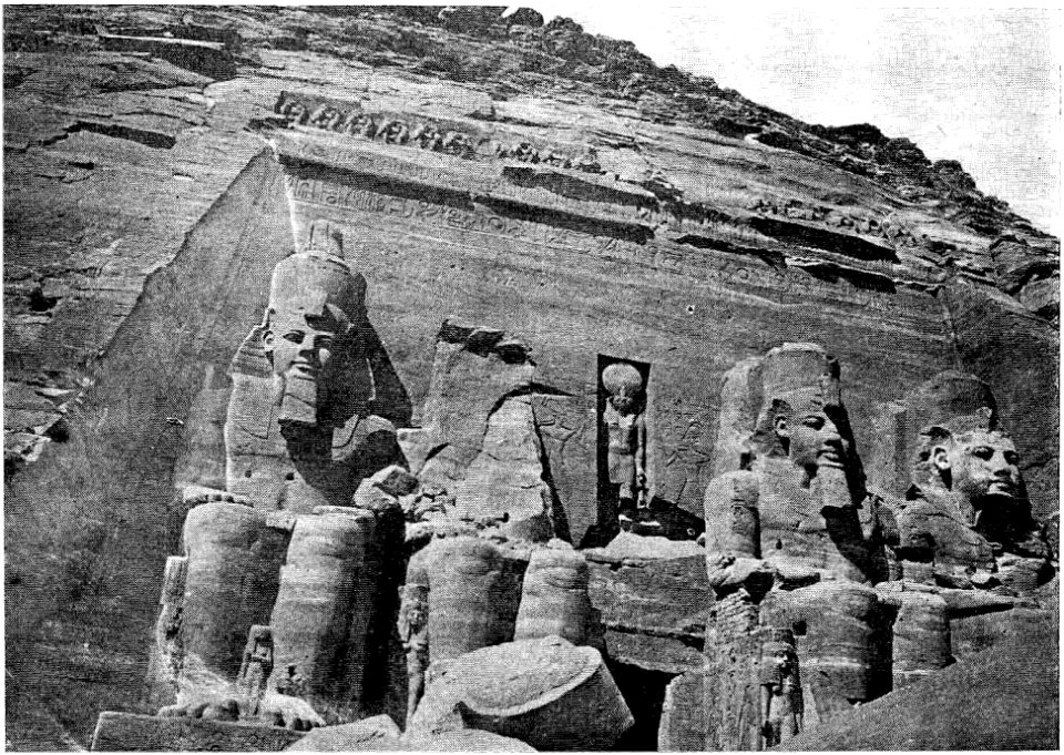 D239-statues colossales de sesosteis à Ibsambul.-L2-Ch7