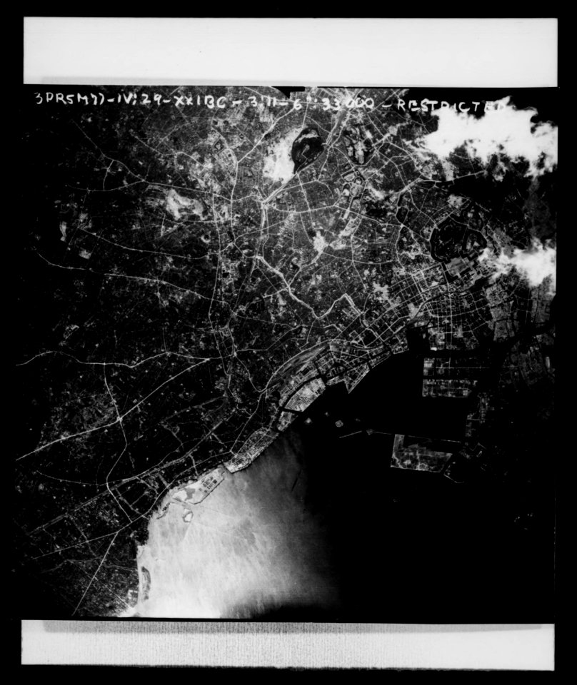 Damage assessment aerial photo for Bombing of Tokyo in 1945 ndl 3984249 20. Free illustration for personal and commercial use.