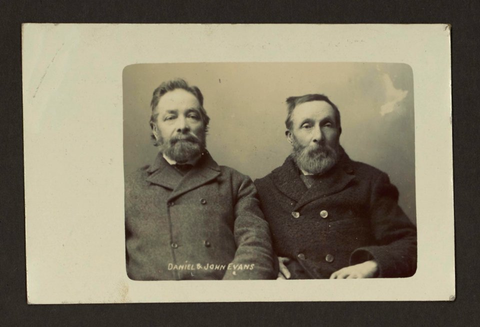 Daniel & John Evans (5294019)