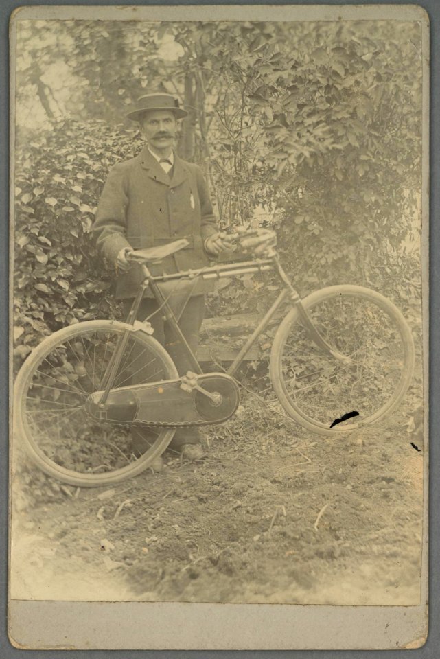 Daniel Rhys Davies (5349100)