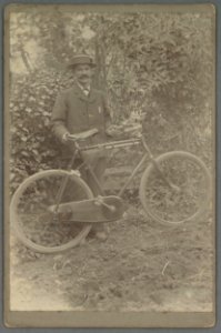 Daniel Rhys Davies (5349043)