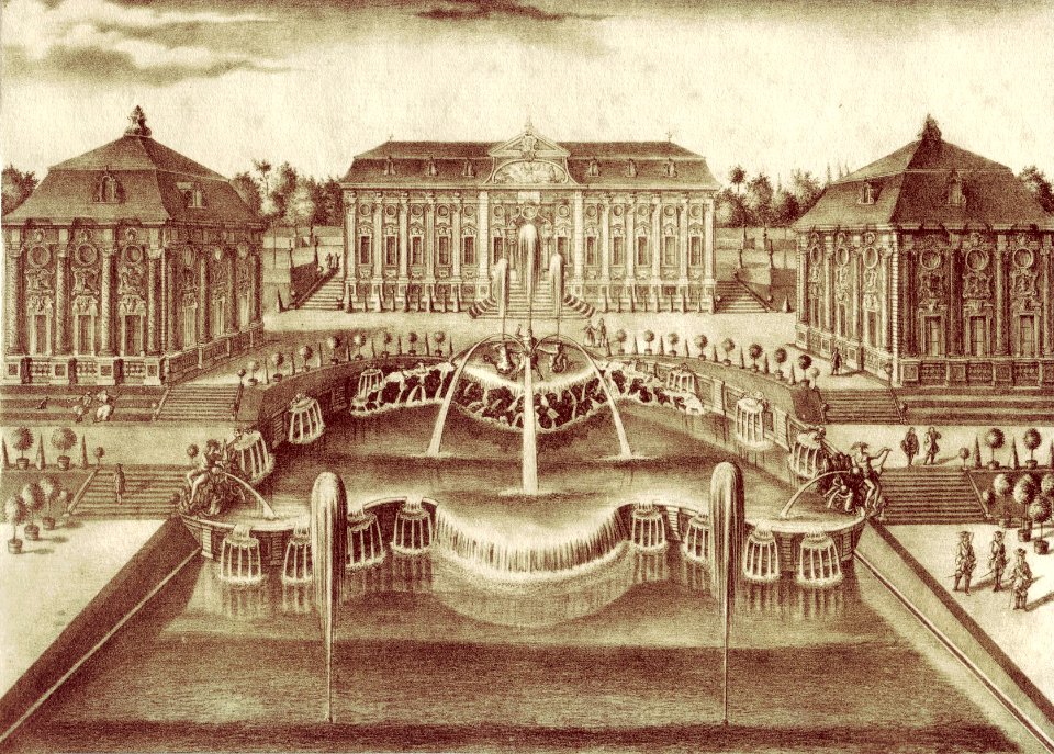 Die Orangerie und die wasserreiche Caskade