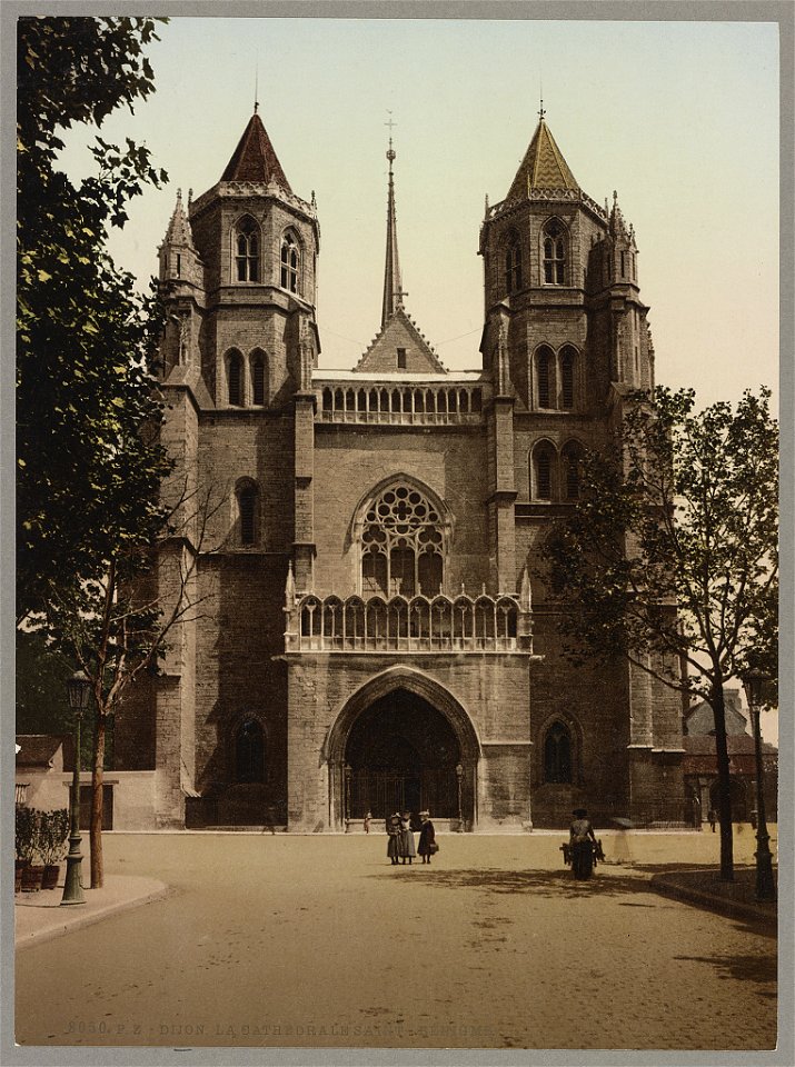 Dijon. La Cathédrale Saint-Bénigme LCCN2017659785