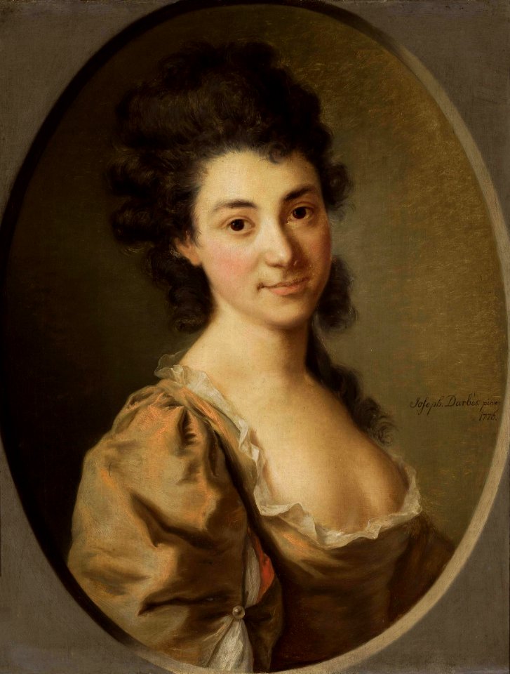 Darbes Lady with a large decolletage