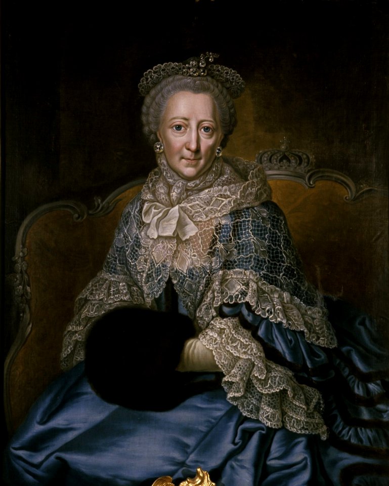Alte Dame mit Spitzenumhang und Muff Gotha