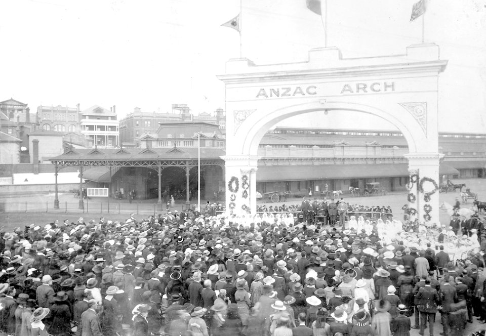 Anzac Arch and crowd