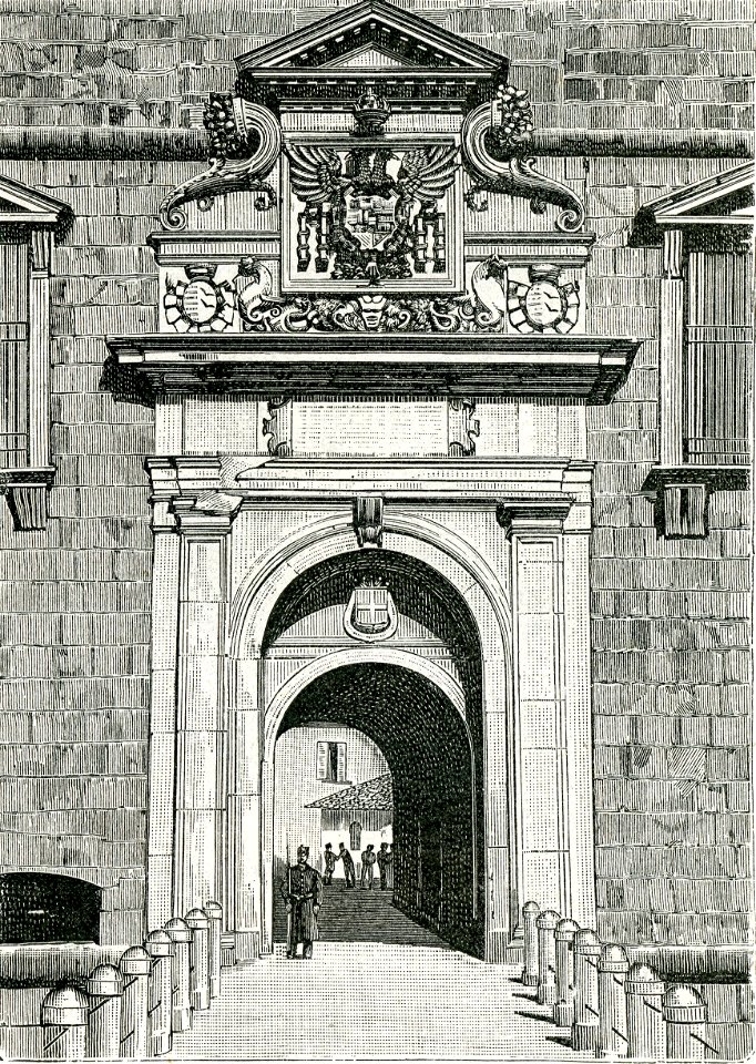 Aquila porta del castello
