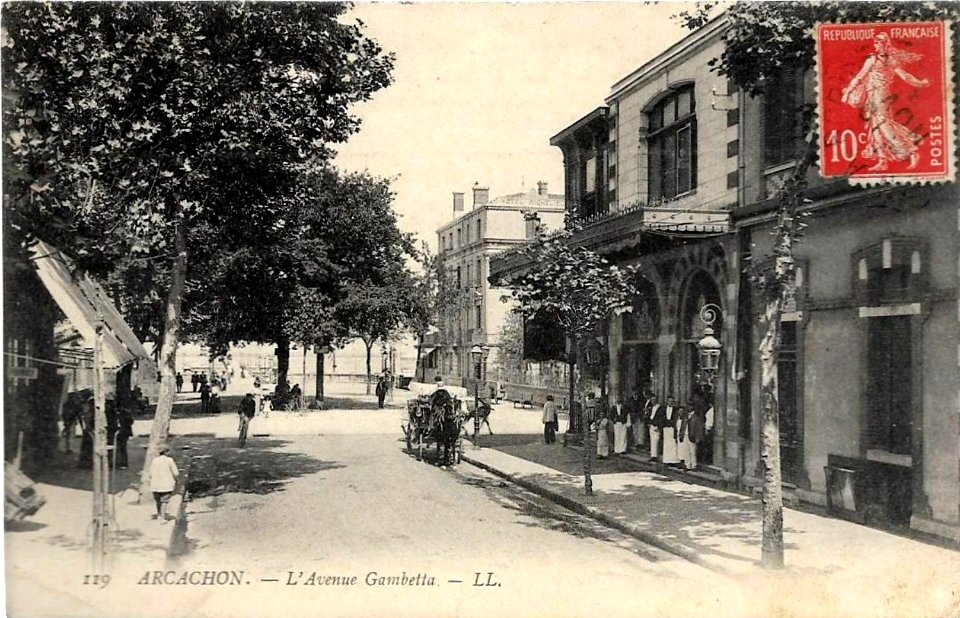 Arcachon - avenue Gambetta 1