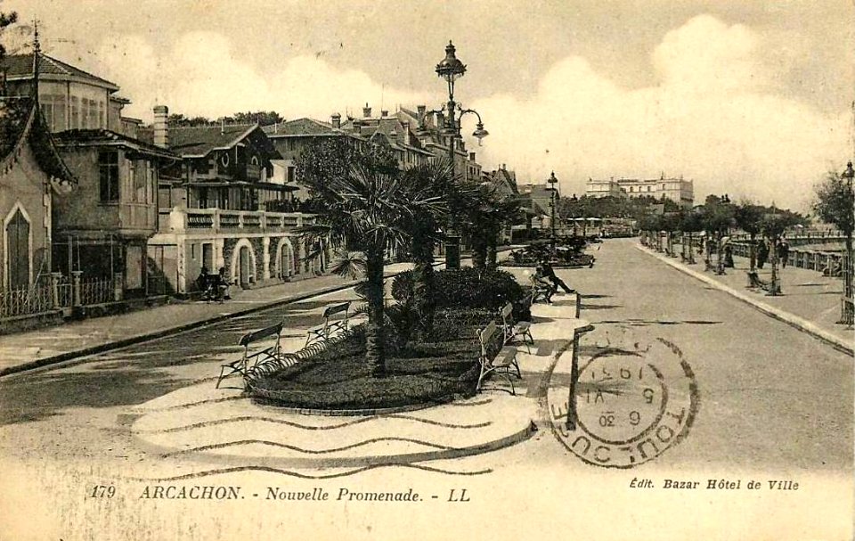 Arcachon - la promenade 13 - Free Stock Illustrations | Creazilla