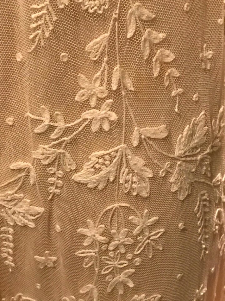 1911 wedding dress of A.M. Pavlova, née Usova (embroidery)