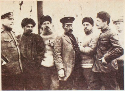 1913. Седов, докт. Кушаков, геол. Павлов, худ. Пинегин, Визе, Г.Линник, А.Пустошный