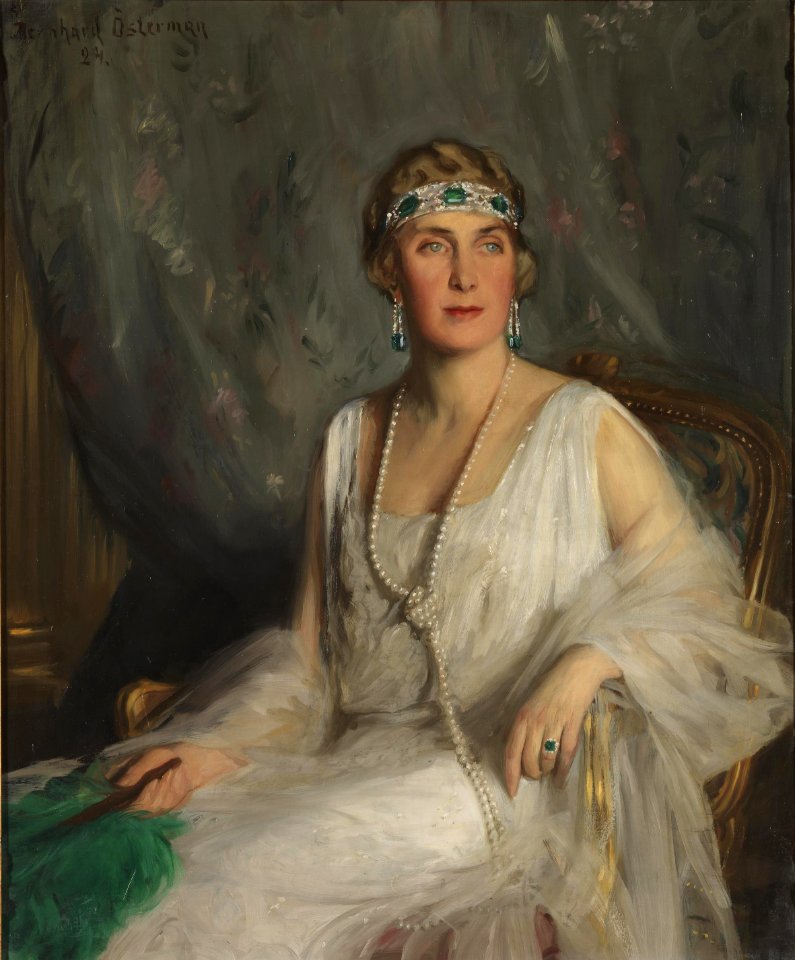 Victoria Eugenie of Battenberg03