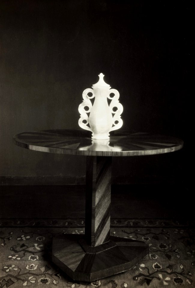 Photo REP A vase on a table from the Polish Exposition