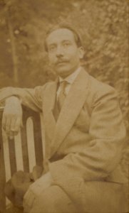 21. Torné Esquius en una imatge de 1910