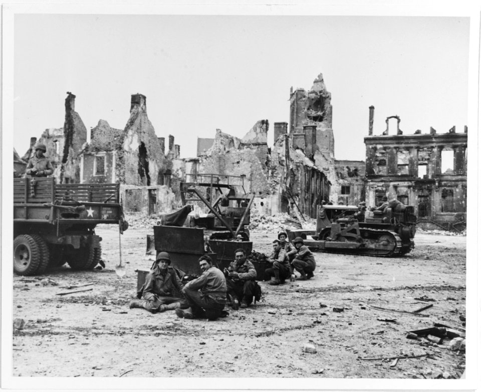 26-G-2520 Cherbourg Campaign, June 1944