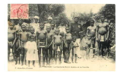 36. Maroni - Le Capitaine Bonni Apatou et sa Famille