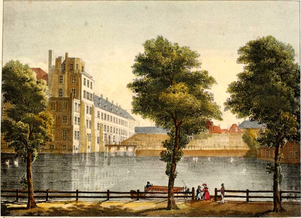 57. Le Palais à la Haie
