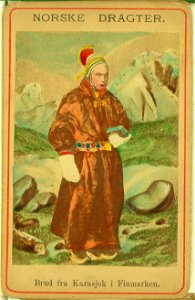 75. Brudedrakt, samedrakt, fra Karasjok - Norsk folkemuseum - NF.09404-002